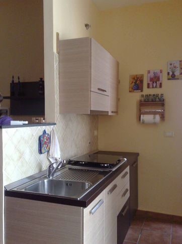 Casa indipendente in residenziale in Via Giovanni Verga 74