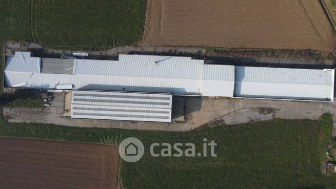 Capannone in commerciale in Strada Valle Torta 5 a