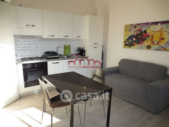 Appartamento in residenziale in Via Emilia Ponente
