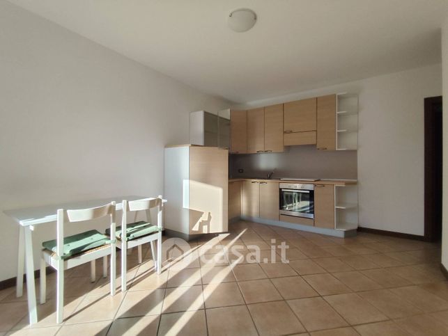 Appartamento in residenziale in Via Sebinia