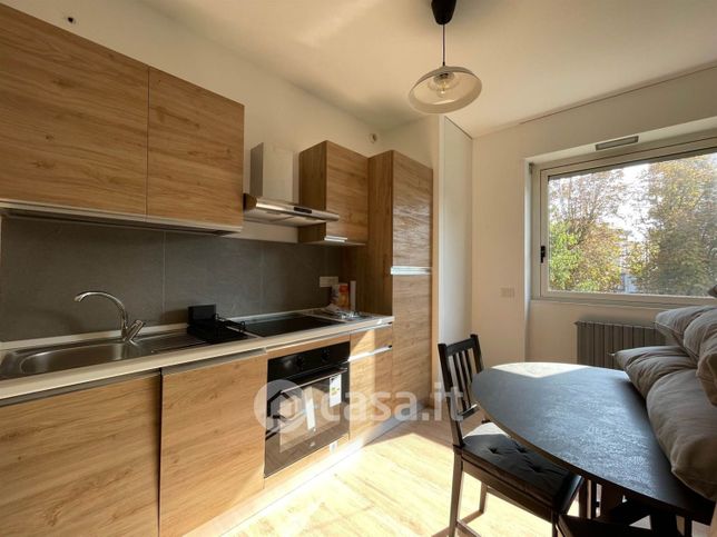 Appartamento in residenziale in Viale O. Marchino 15