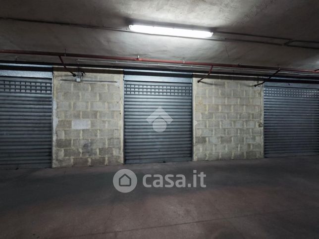 Garage/posto auto in residenziale in Strada Torre di Brengola