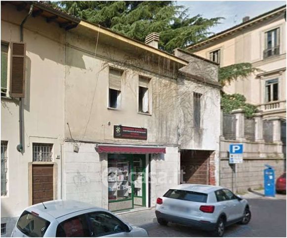 Appartamento in residenziale in Via Cesarea 48