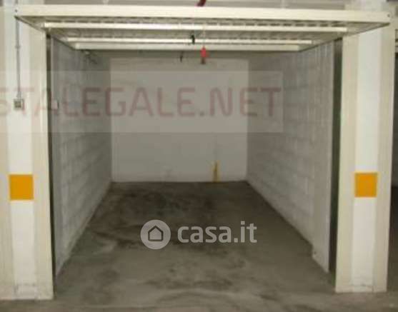 Box/posto auto in residenziale in Via del Molinazzo 4