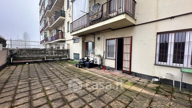 Appartamento in residenziale in Corso Francia 173