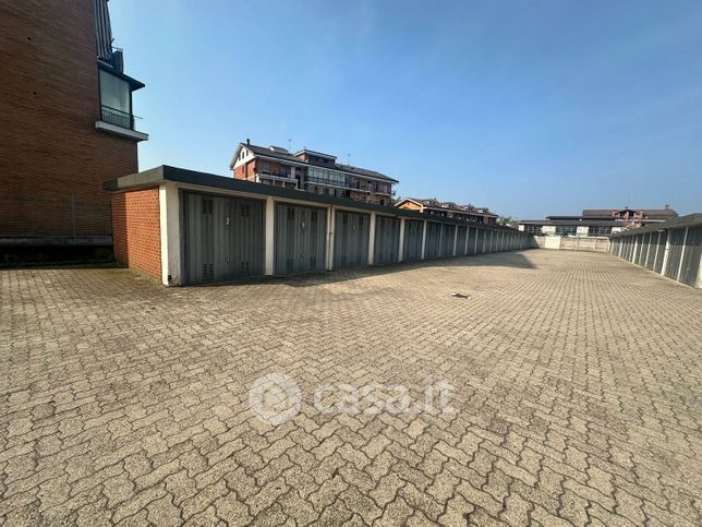 Box/posto auto in residenziale in Viale Barbaroux