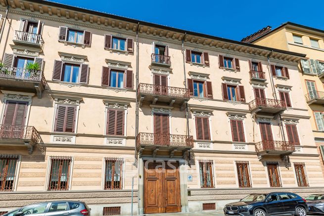 Appartamento in residenziale in Corso Cairoli 6