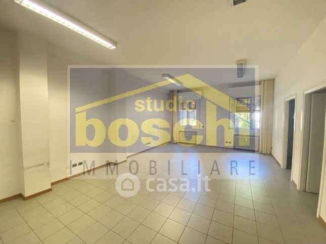 Ufficio in commerciale in Via de' Carracci