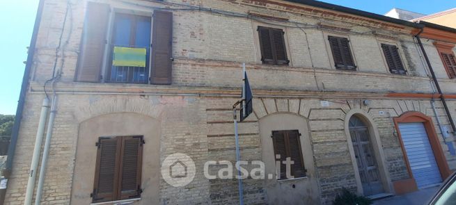 Casa indipendente in residenziale in Via Flaminia