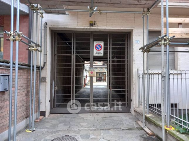 Garage/posto auto in residenziale in Via le Chiuse 52