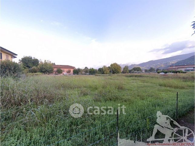 Terreno agricolo in commerciale in 