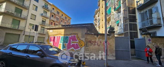 Box/posto auto in residenziale in Via Dante Di Nanni 114
