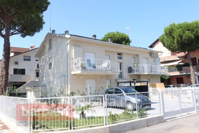 Appartamento in residenziale in Via Garda 20