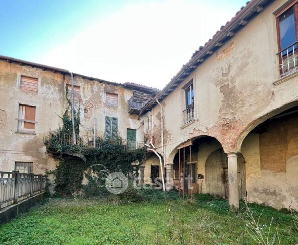 Casa indipendente in residenziale in Via F. Radaelli 11