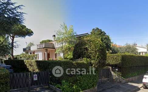 Casa indipendente in residenziale in Via Gaetano Donizetti 69