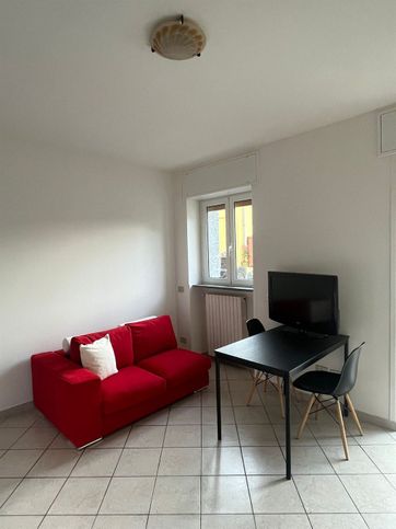 Casa bi/trifamiliare in residenziale in Piazza Francesco Solari 6