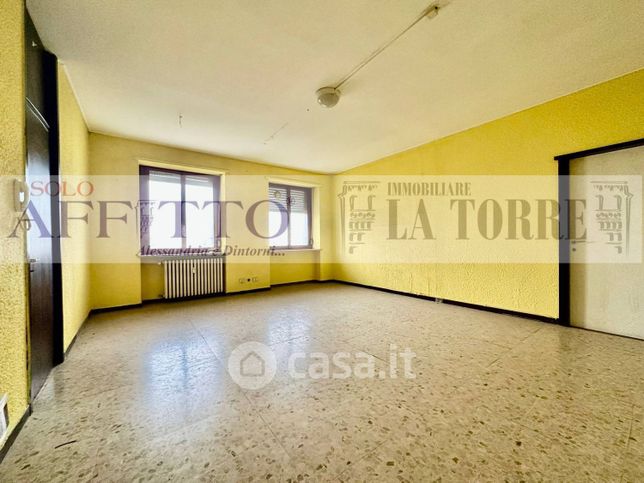 Ufficio in commerciale in Via Pietro Micca