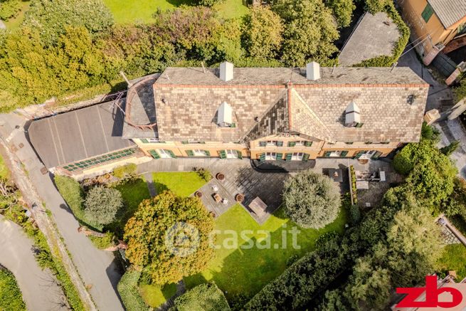 Villa in residenziale in Via San Giuliano