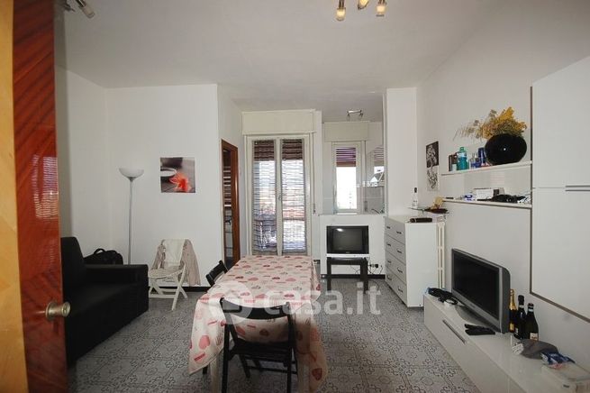 Appartamento in residenziale in Via Montevideo 8