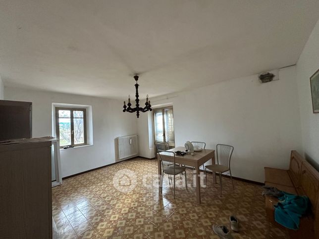 Appartamento in residenziale in Via Marche 32