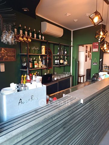 Attivitã /licenza (con o senza mura) in commerciale in Piazza Sottotenente Antonio Cataldo 26