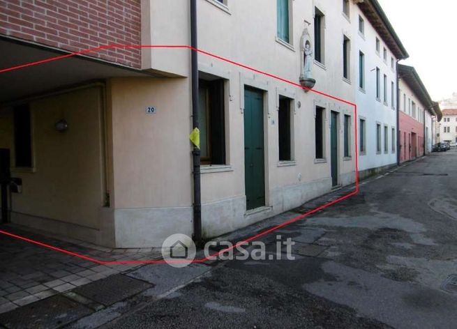 Appartamento in residenziale in Via Brega