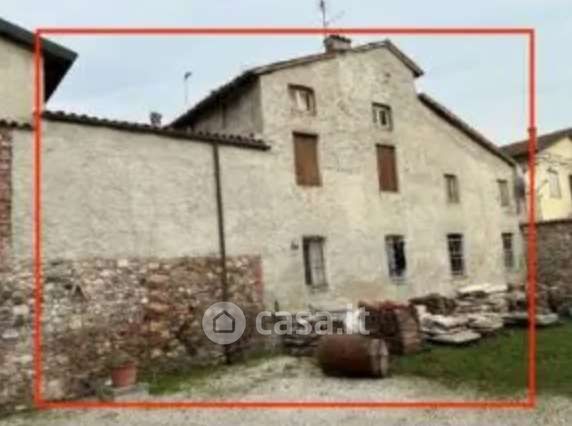 Casa indipendente in residenziale in Via Porto