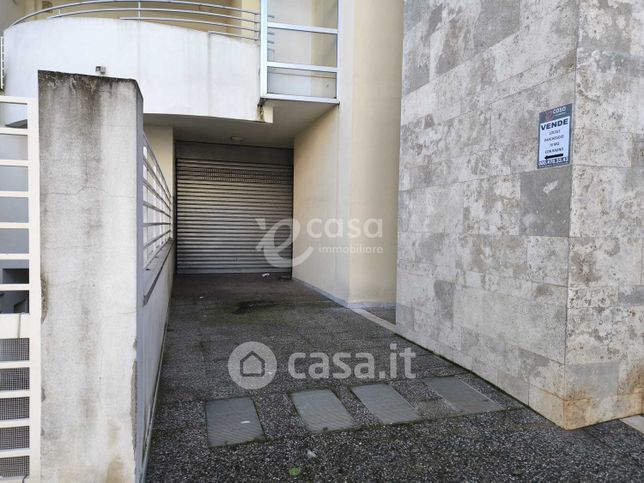 Garage/posto auto in residenziale in Via Macario 4