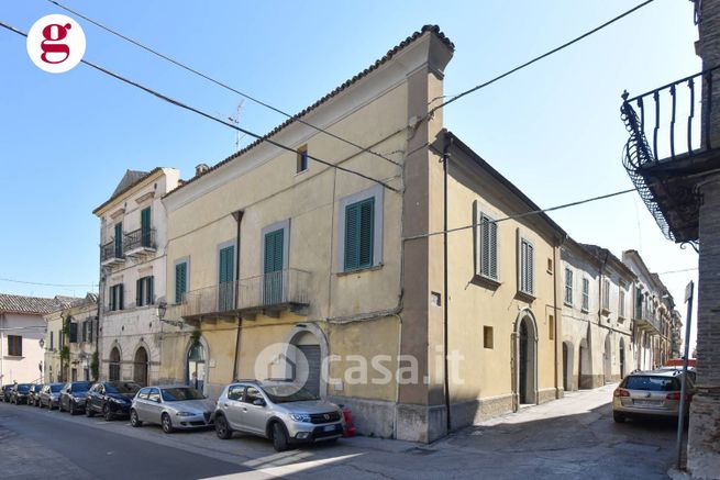 Casa indipendente in residenziale in Via Anelli 1