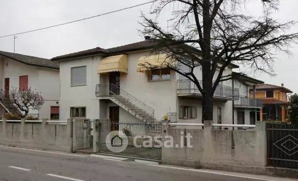 Appartamento in residenziale in Via dal Ponte 30