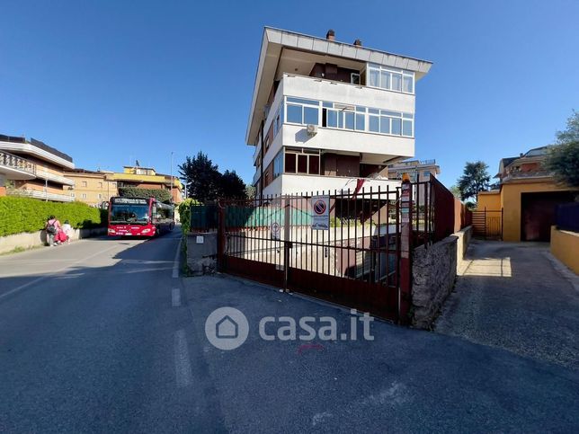 Box/posto auto in residenziale in Via del Torraccio di Torrenova 19 -1