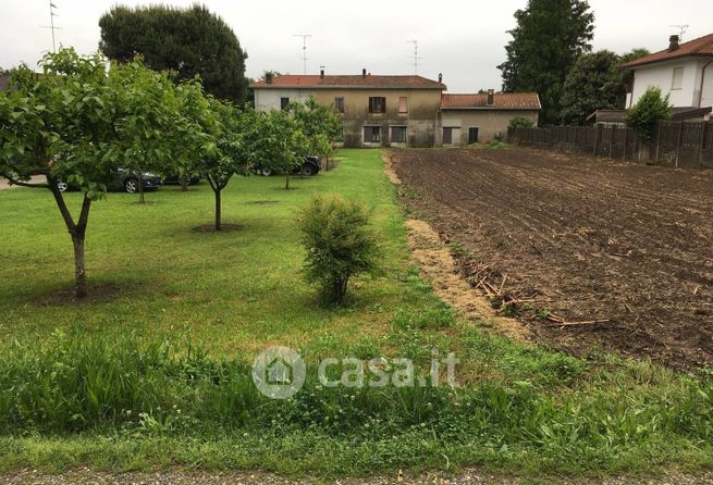 Terreno edificabile in residenziale in Piazza Guido Visconti di Modrone 105