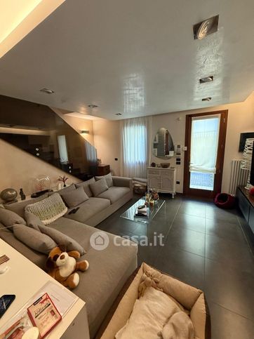 Villetta a schiera in residenziale in Ca Rezzonico