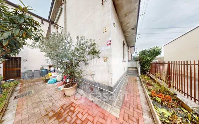 Casa indipendente in residenziale in Via Caprera