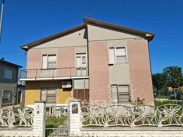Casa indipendente in residenziale in Via Giovanni XXIII Papa