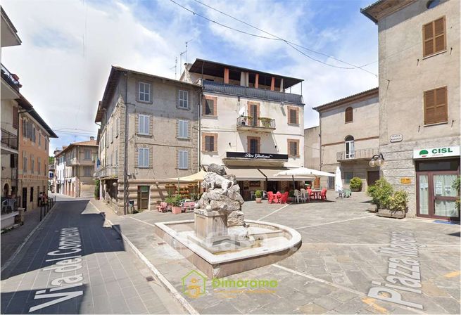 Appartamento in residenziale in Piazza Magenta 2