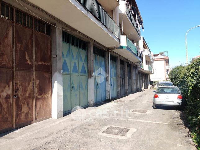 Garage/posto auto in residenziale in Via G. Grasso 8