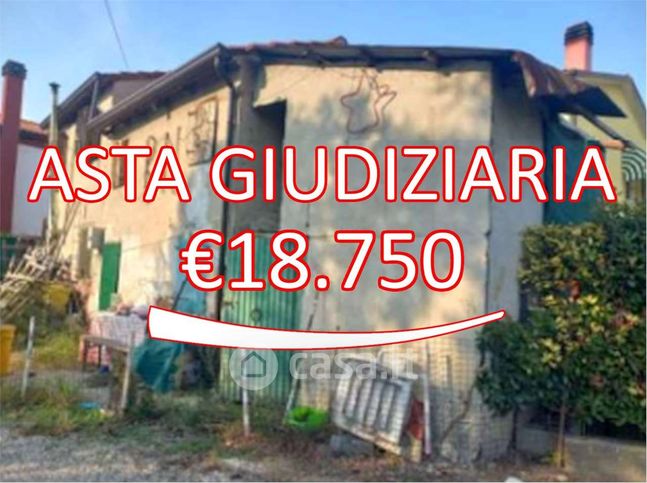 Casa indipendente in residenziale in Via Ponte 6