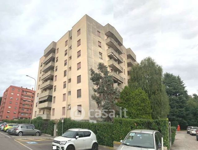 Appartamento in residenziale in Via delle Rose 31