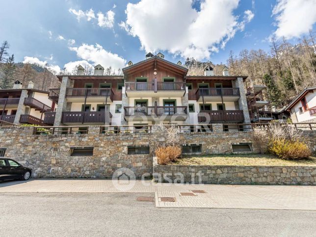 Appartamento in residenziale in Via Franco Sampietro