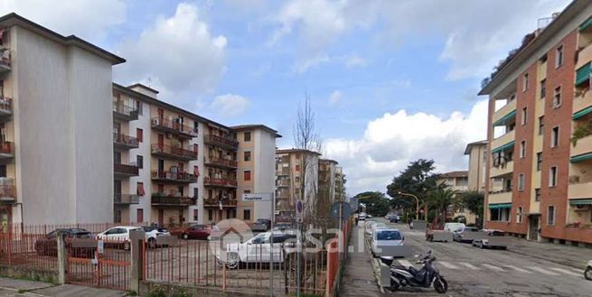 Garage/posto auto in residenziale in Via Ferdinando Magellano