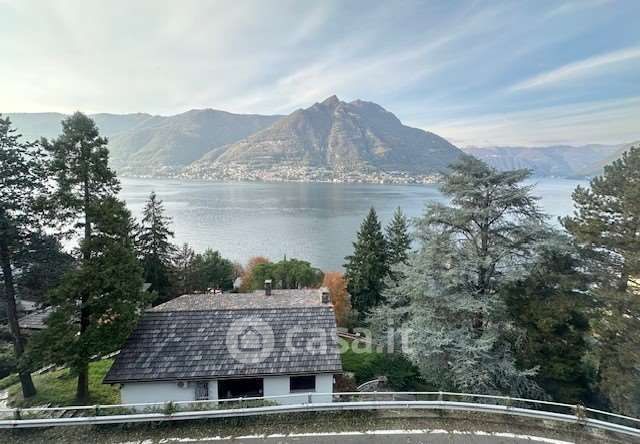 Appartamento in residenziale in Via per Bellagio 16