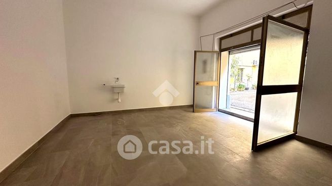 Appartamento in residenziale in Via Carlo Mirabello 12