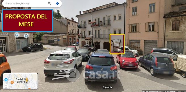 Negozio/locale commerciale in commerciale in Via Fosso la Pietra 5
