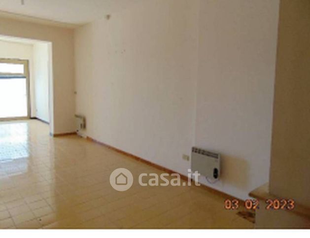 Ufficio in commerciale in Via Sanremo 75
