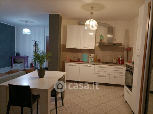 Appartamento in residenziale in Via della Pace