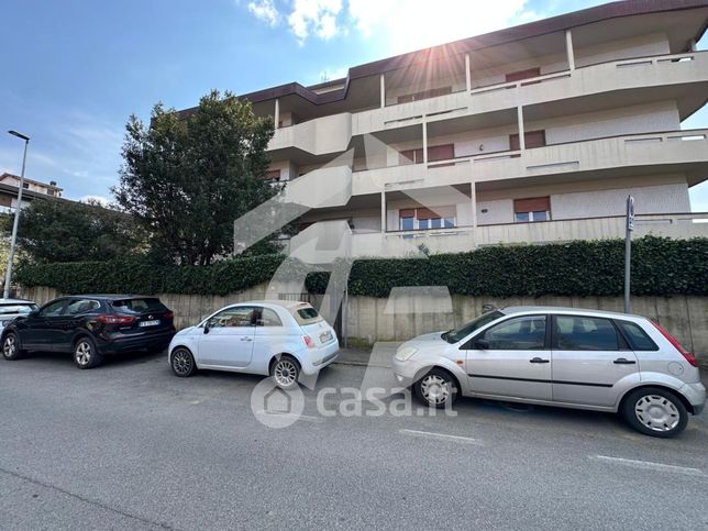 Appartamento in residenziale in Via del Guarlone 63