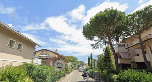Appartamento in residenziale in Viale Plutone