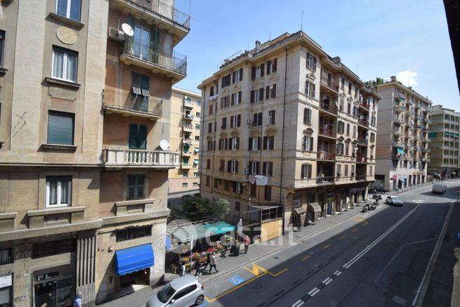 Appartamento in residenziale in Via Giovanni Torti 31