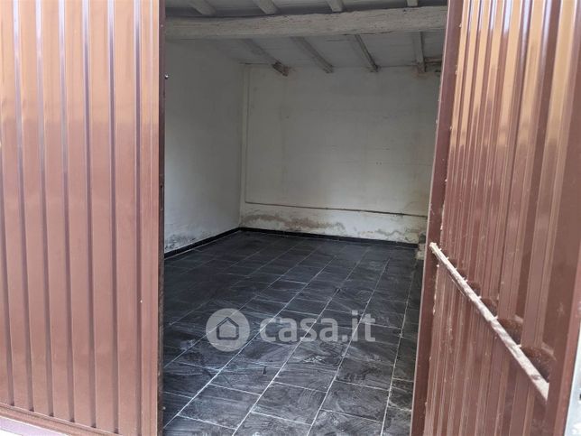 Garage/posto auto in residenziale in Via S.G.Bosco 73